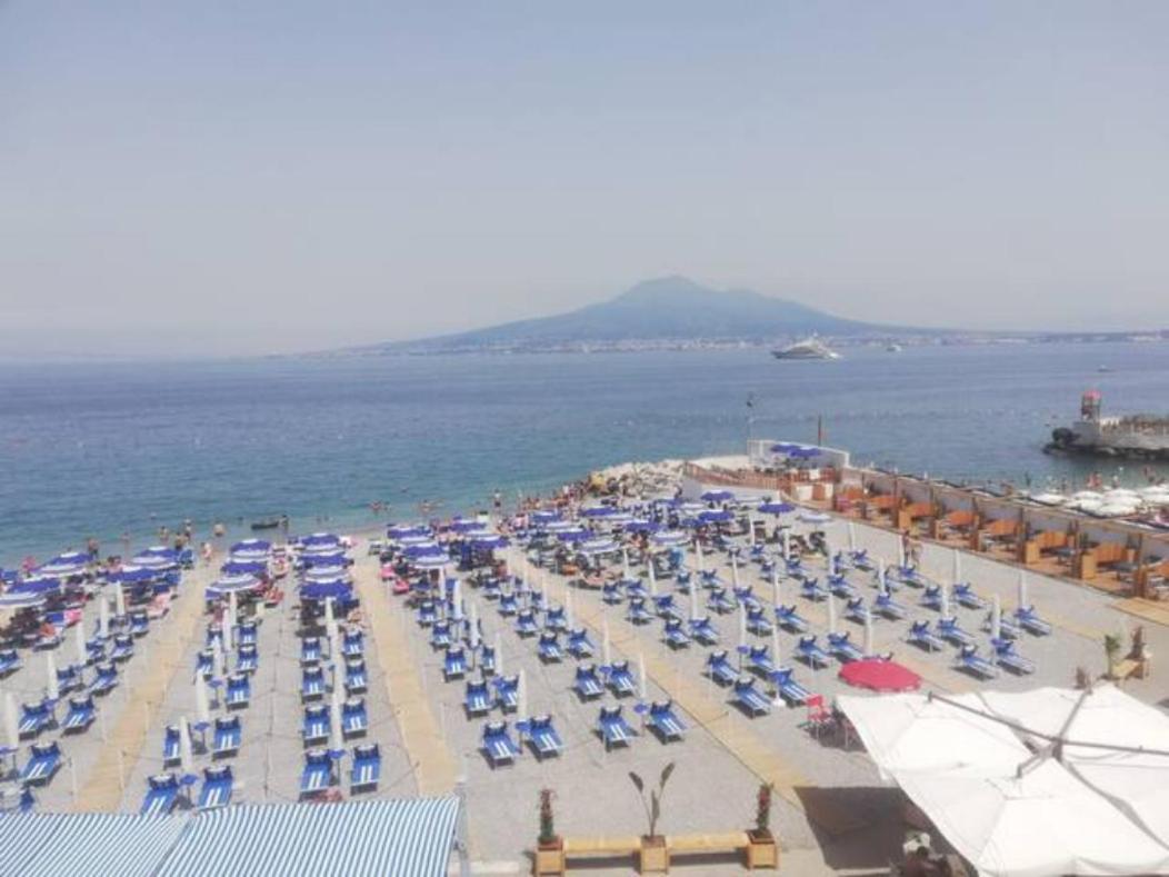 Maremonti Apartments كاستيلاّماري دي ستا المظهر الخارجي الصورة